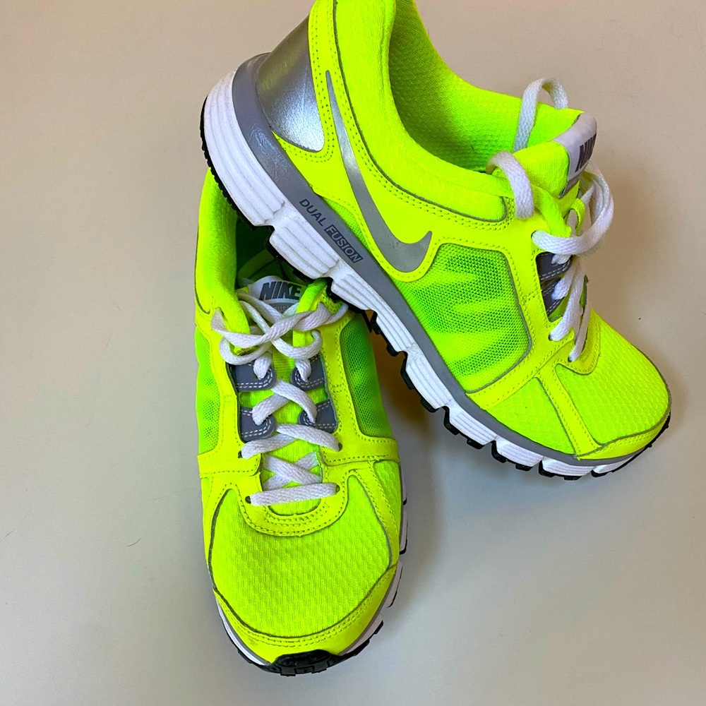 Nike Sneakers - Youth
